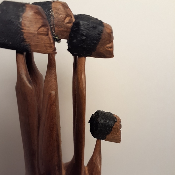 African Sandalwood Sculpture - Picture 2 of 4